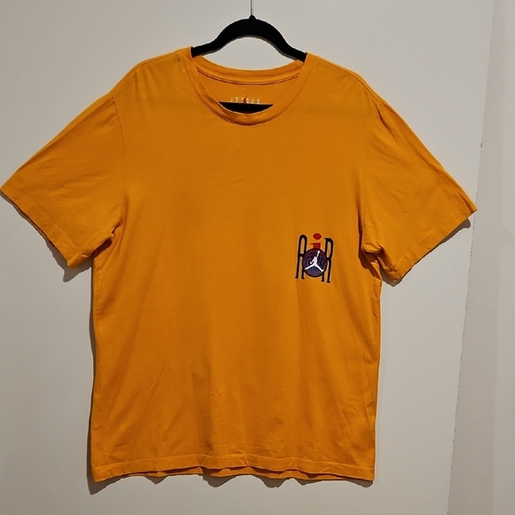 Air Jordan yellow orange short sleeve graphic tee XL Chicago Bulls GOAT MVP - Picture 2 of 8